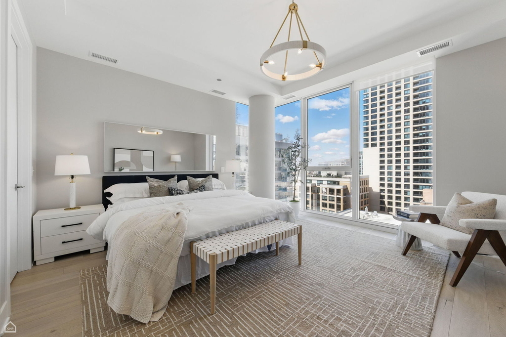 146 W Erie Street - Photo 6