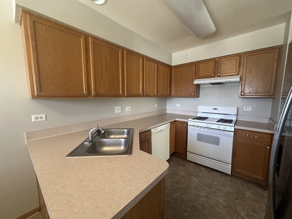 2503 Dickens Drive - Photo 5