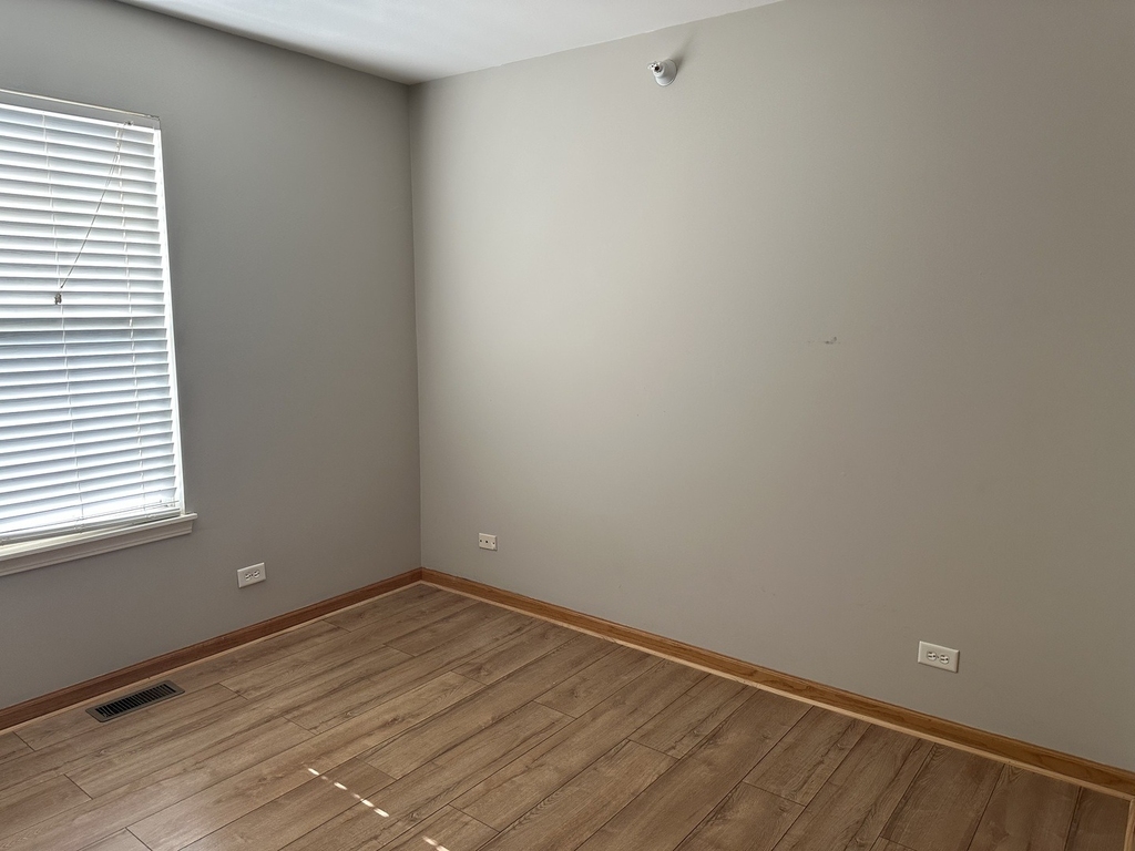 2503 Dickens Drive - Photo 6