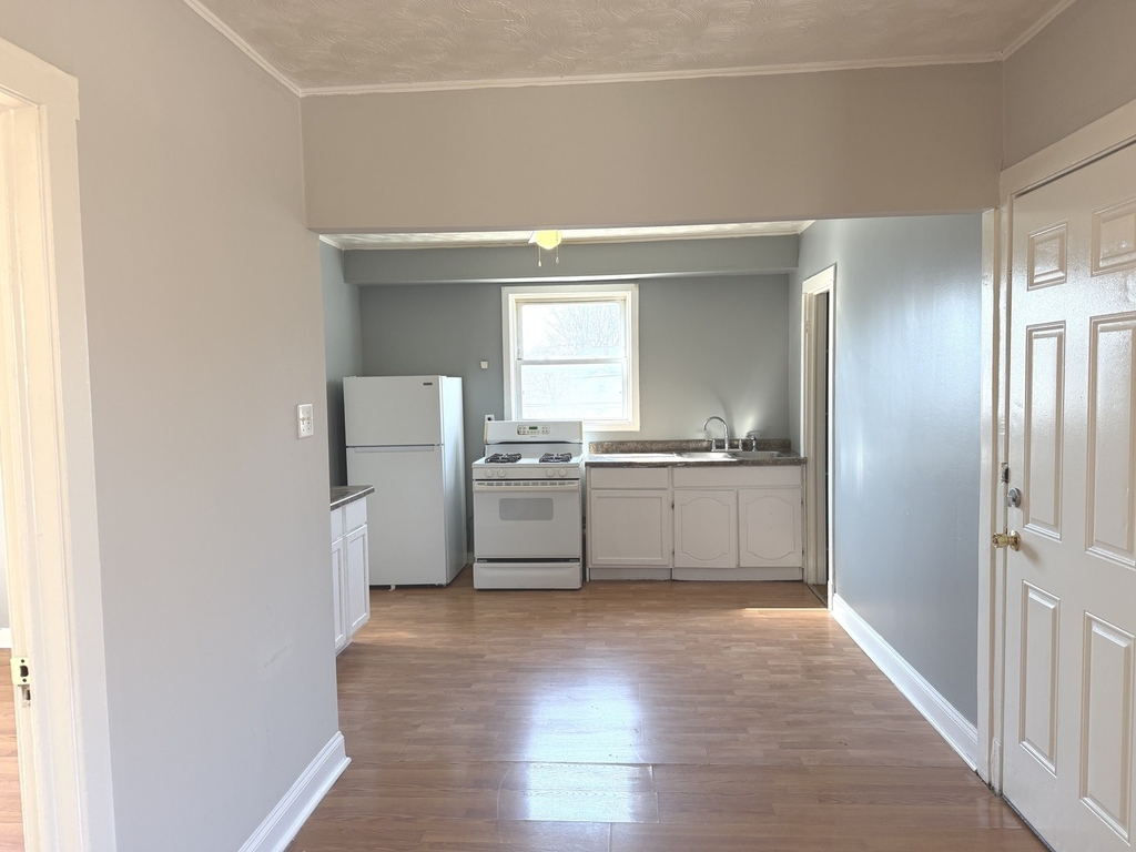 3126 Elder Lane - Photo 2