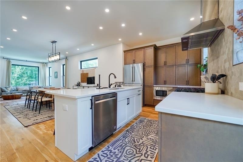 829 Barnett Street - Photo 11