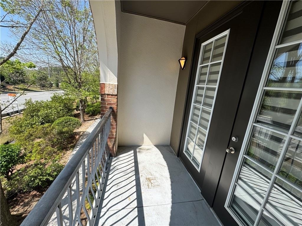 901 Abernathy Road Ne - Photo 14