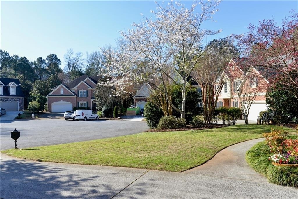 265 Windsor Gate Cove Ne - Photo 2
