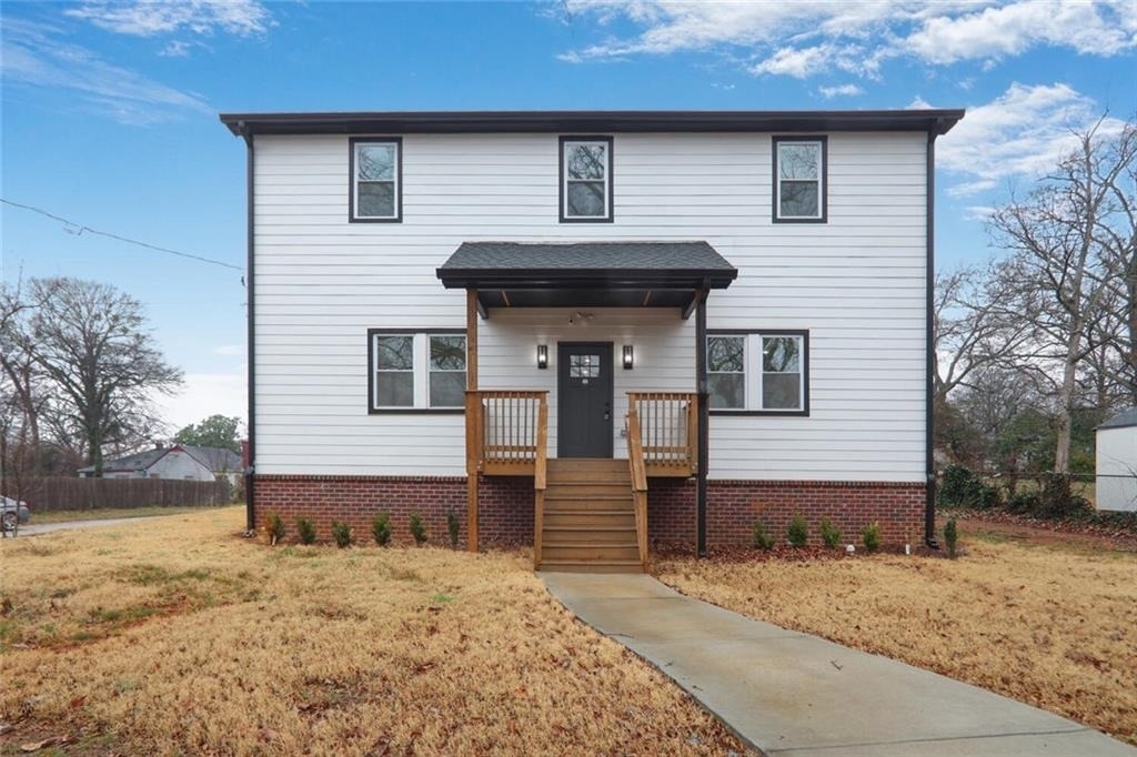 190 Adair Avenue Se - Photo 0
