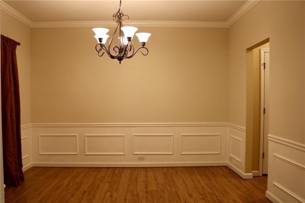607 Hidden Close - Photo 3