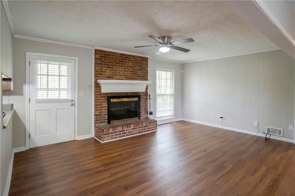 1802 Driftwood Place - Photo 3