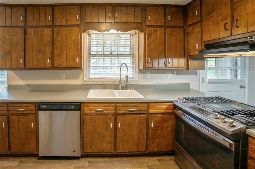 1802 Driftwood Place - Photo 7