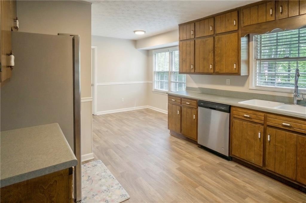 1802 Driftwood Place - Photo 6