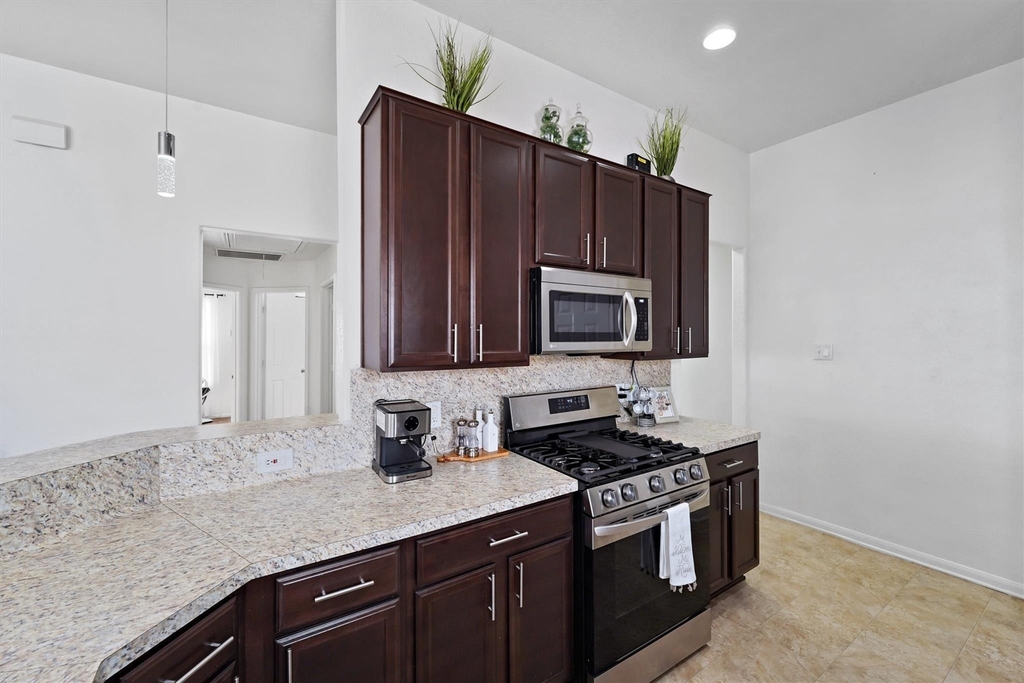 18523 Windy Stone Drive - Photo 7