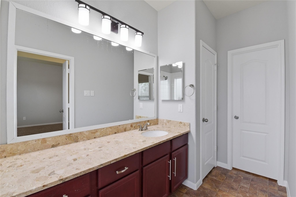 17142 Amarose Drive - Photo 16