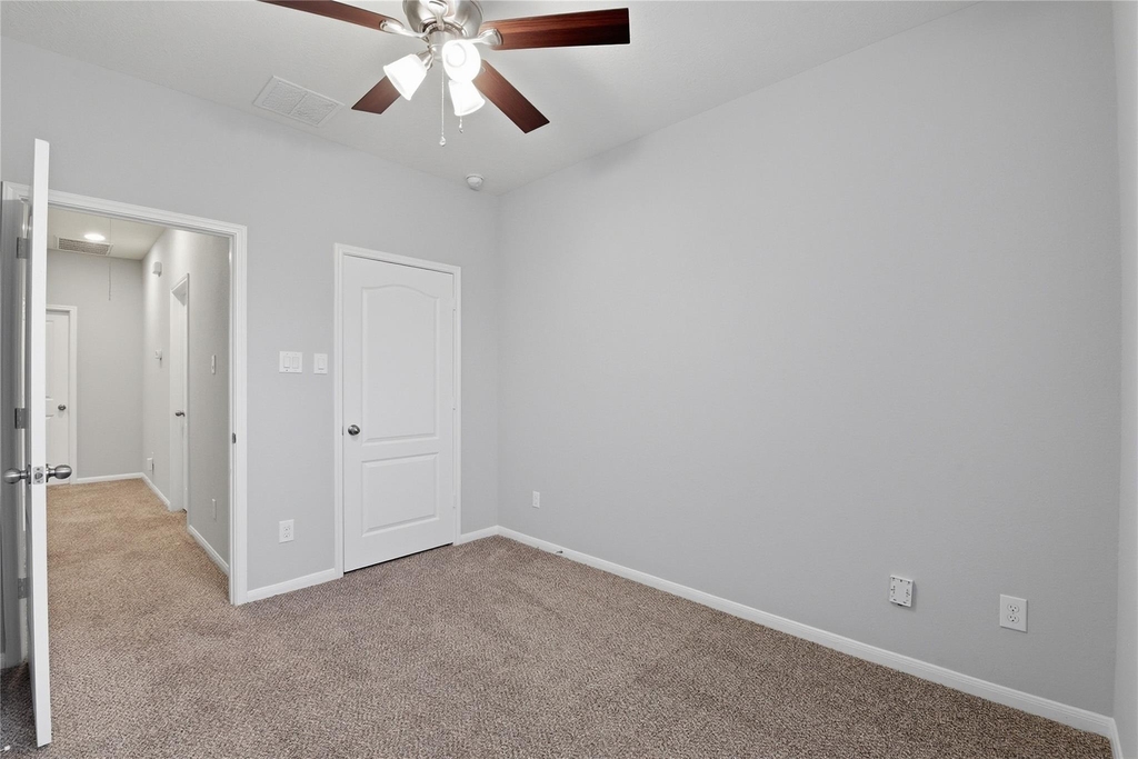 17142 Amarose Drive - Photo 20