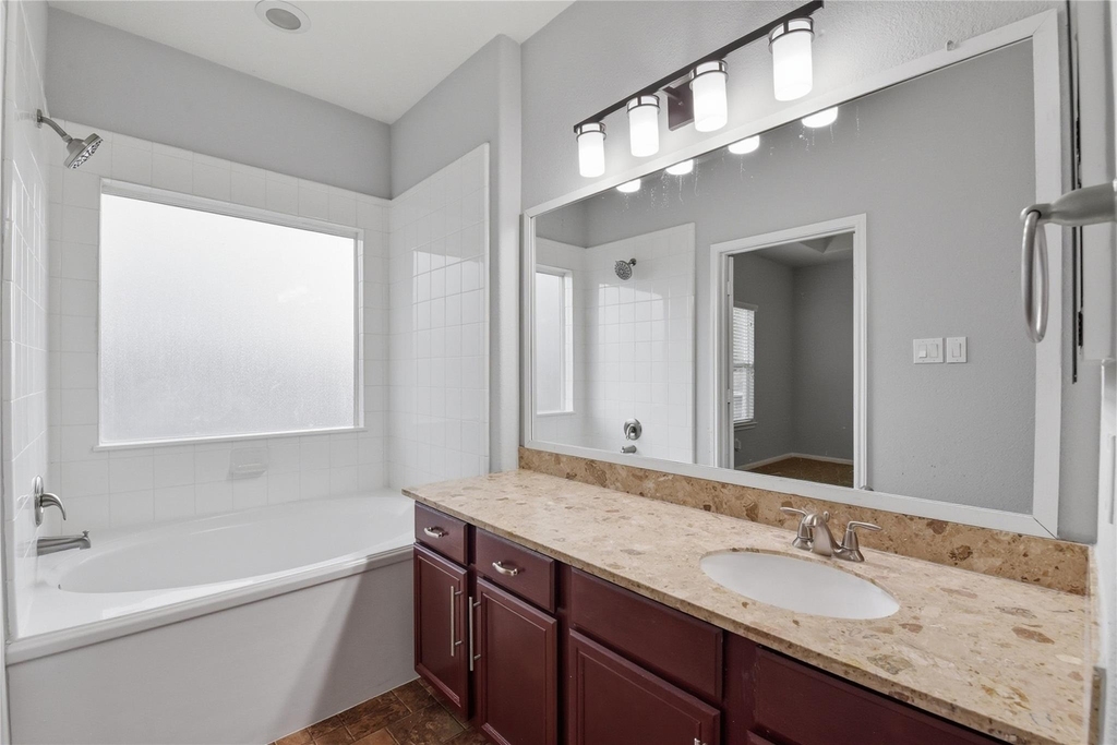 17142 Amarose Drive - Photo 15