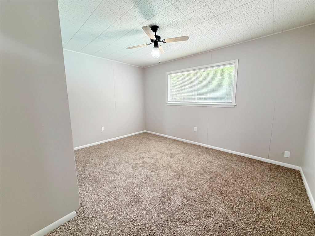 20729 Canterbury Road - Photo 13