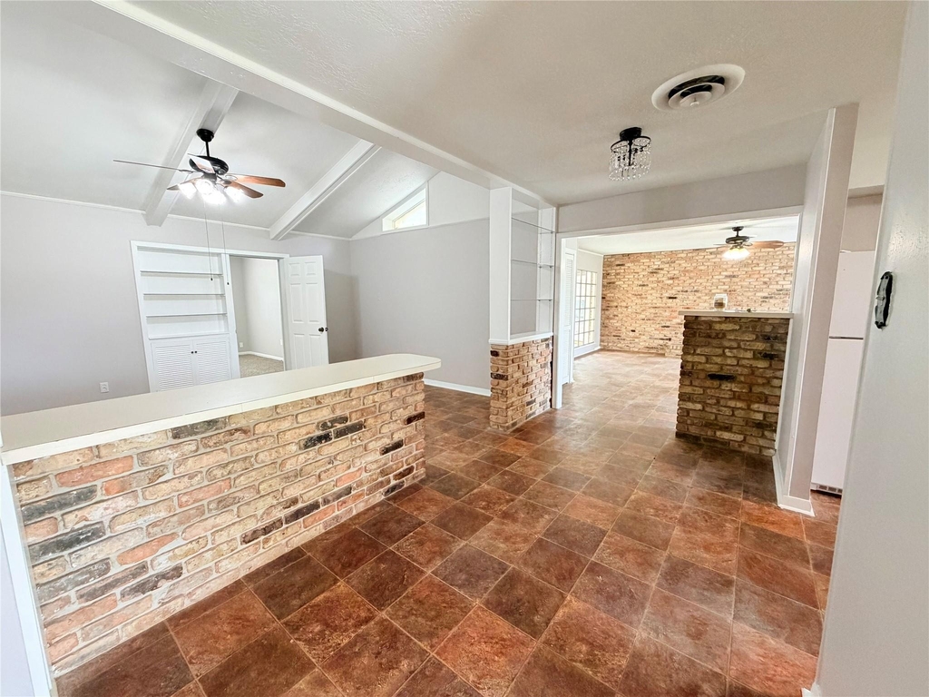 20729 Canterbury Road - Photo 3