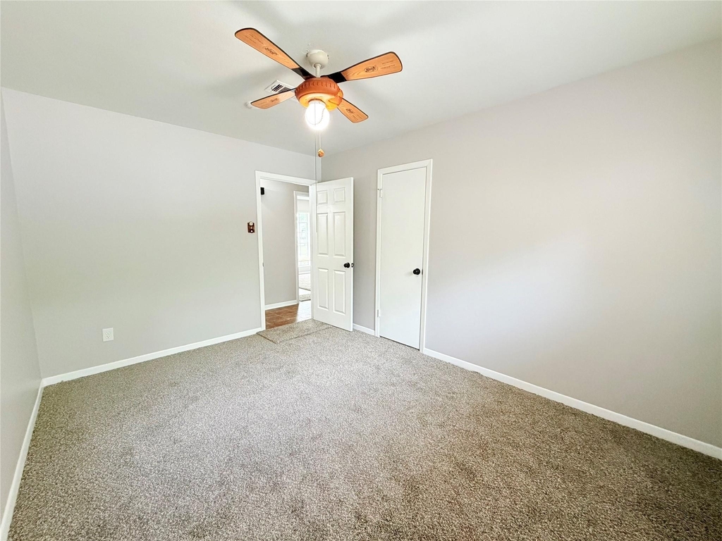 20729 Canterbury Road - Photo 17