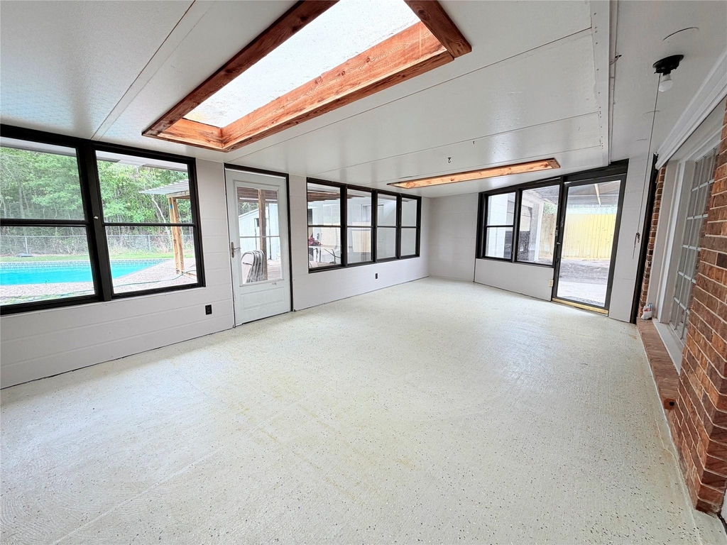20729 Canterbury Road - Photo 23