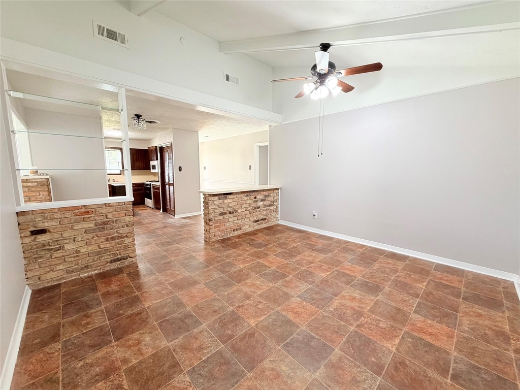 20729 Canterbury Road - Photo 9