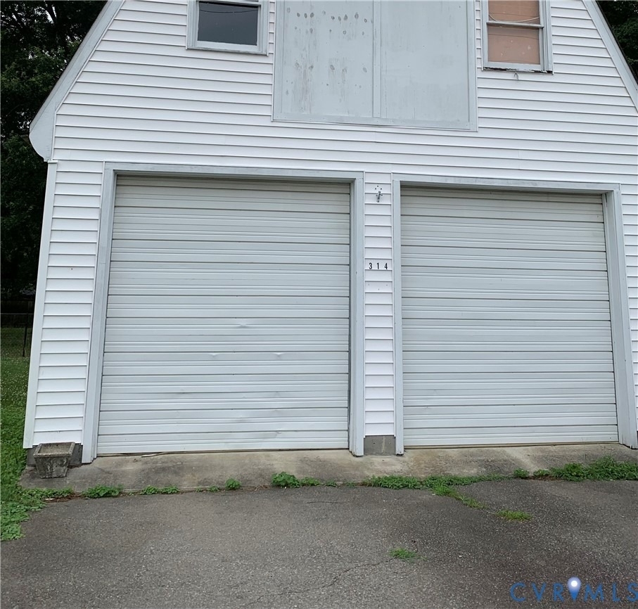 314 Thompson Street - Photo 10