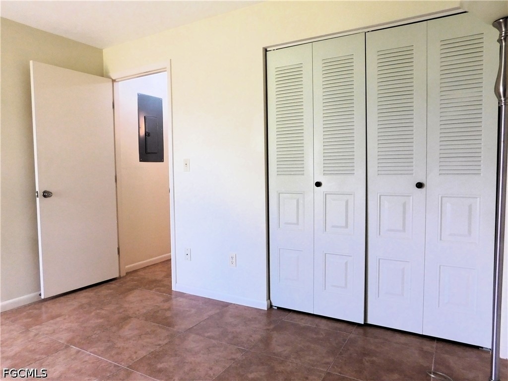 10525 Putnam Court - Photo 10