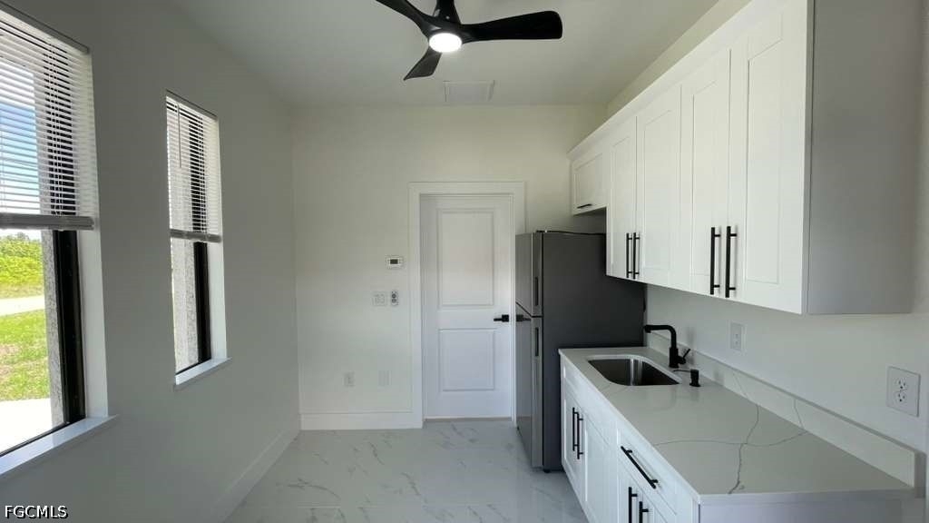 528 Raintree Street E - Photo 11