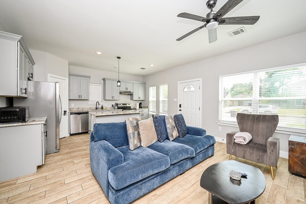 5007 Briscoe Street - Photo 8