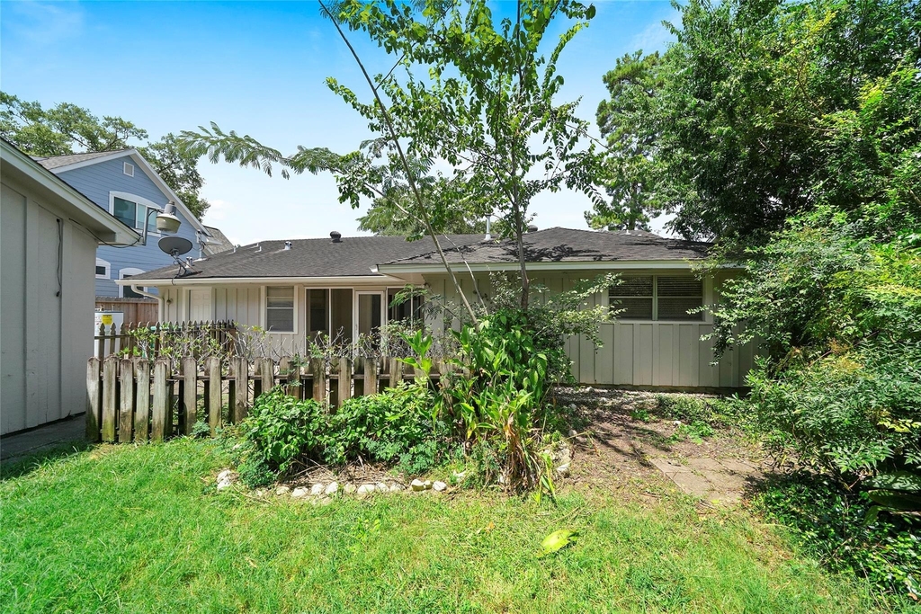 4406 Rosebay Drive - Photo 28