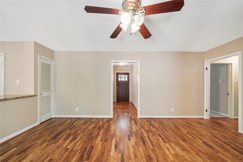 4406 Rosebay Drive - Photo 18