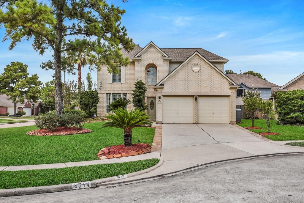 9514 Trailing Moss Drive - Photo 3