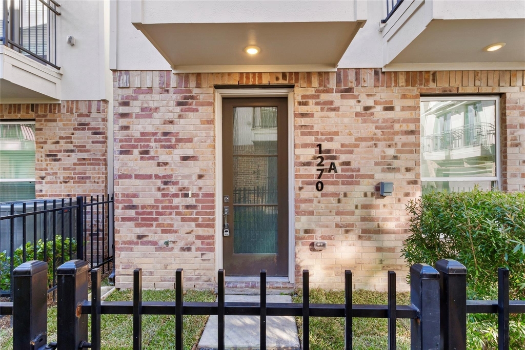1270 N Post Oak Road - Photo 8