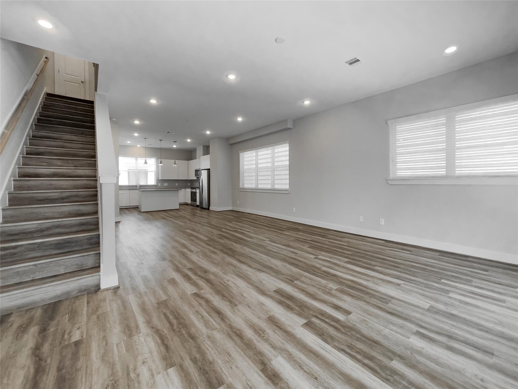 1270 N Post Oak Road - Photo 20