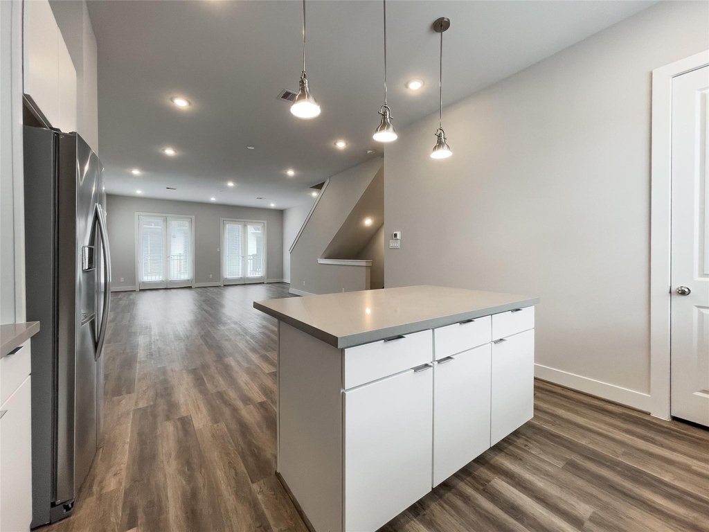 1270 N Post Oak Road - Photo 4