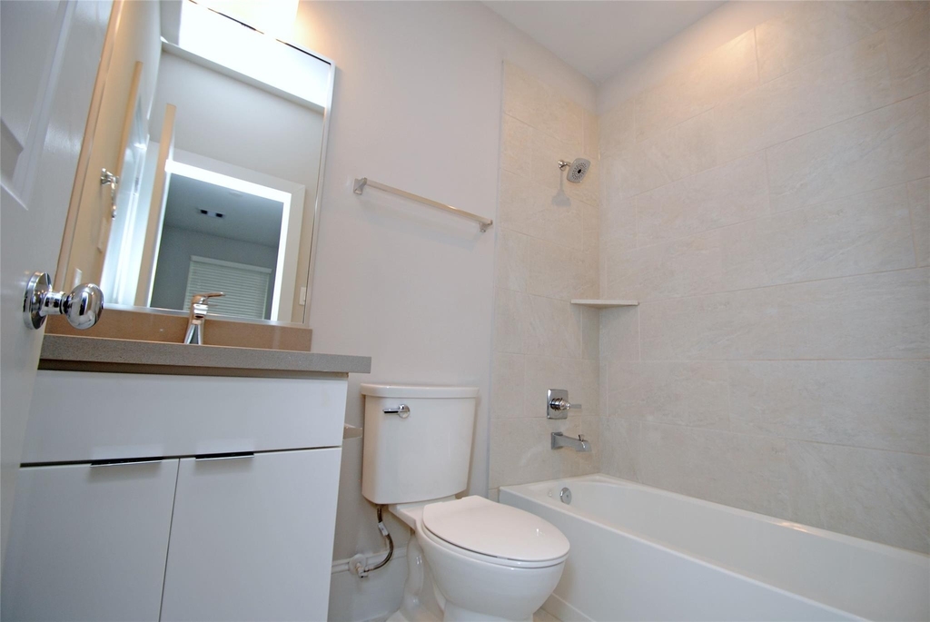 1270 N Post Oak Road - Photo 35