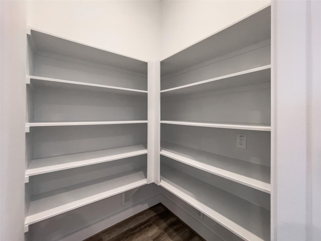 1270 N Post Oak Road - Photo 16