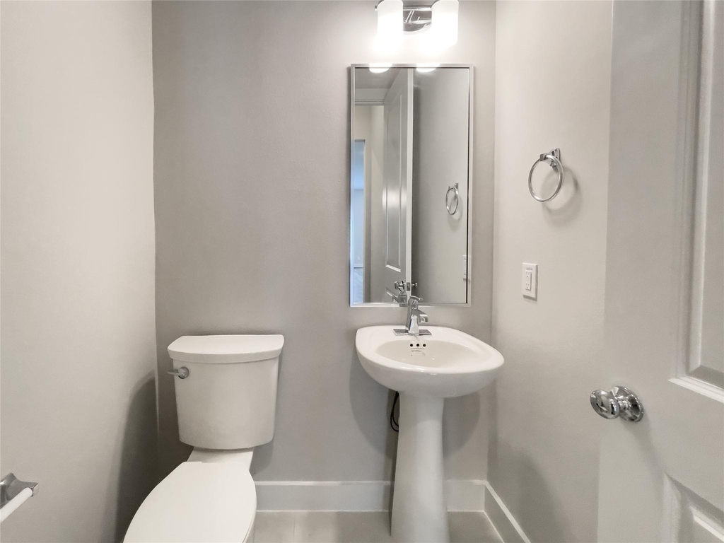 1270 N Post Oak Road - Photo 19