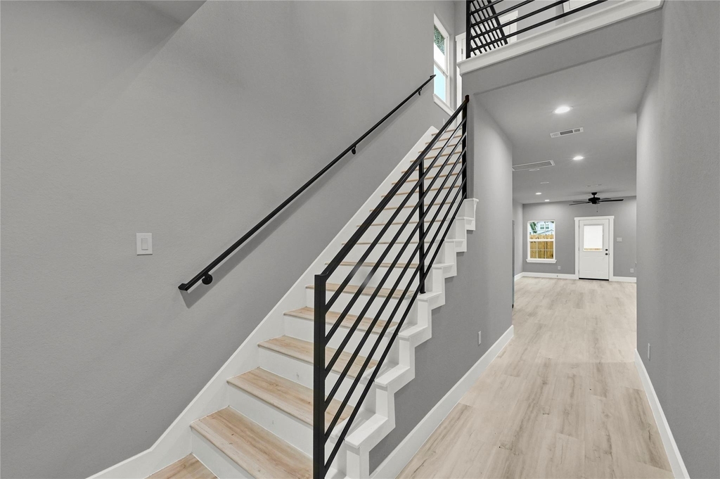 7415 Hezekiah Ln - Photo 19