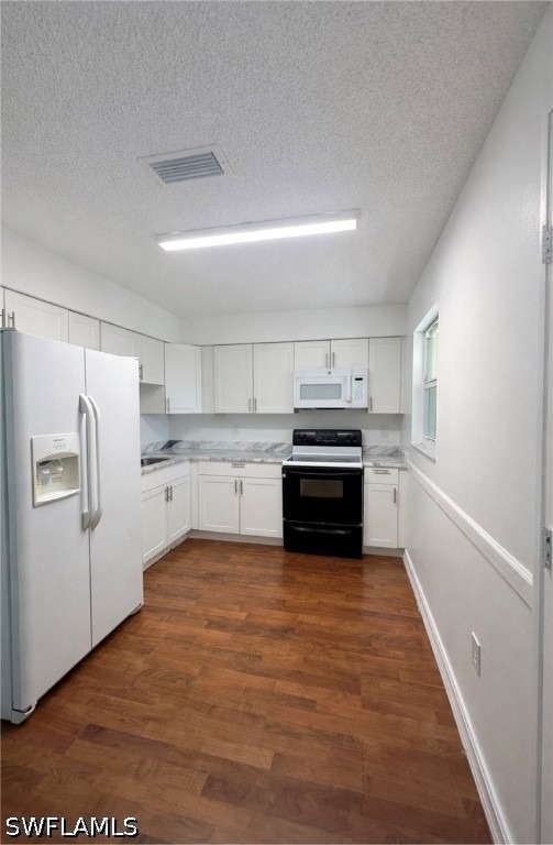 3325 Airport Road N - Photo 1