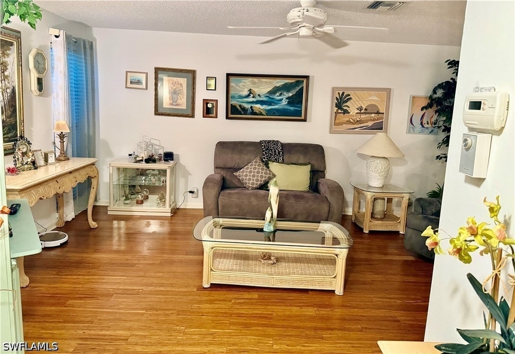 4187 Lakewood Boulevard - Photo 4