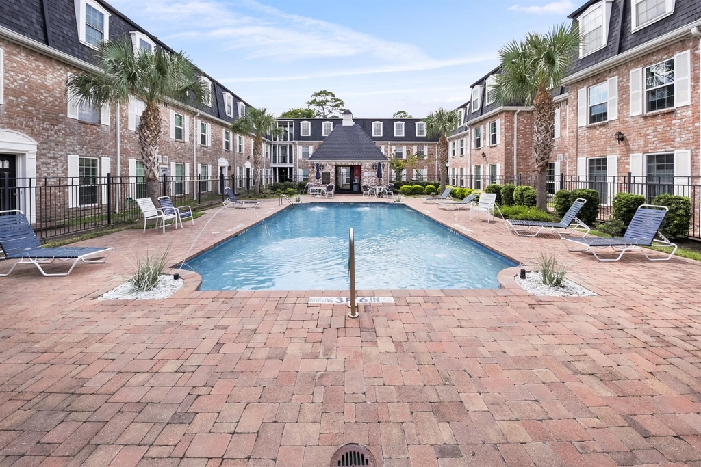 361 N Post Oak Lane - Photo 24