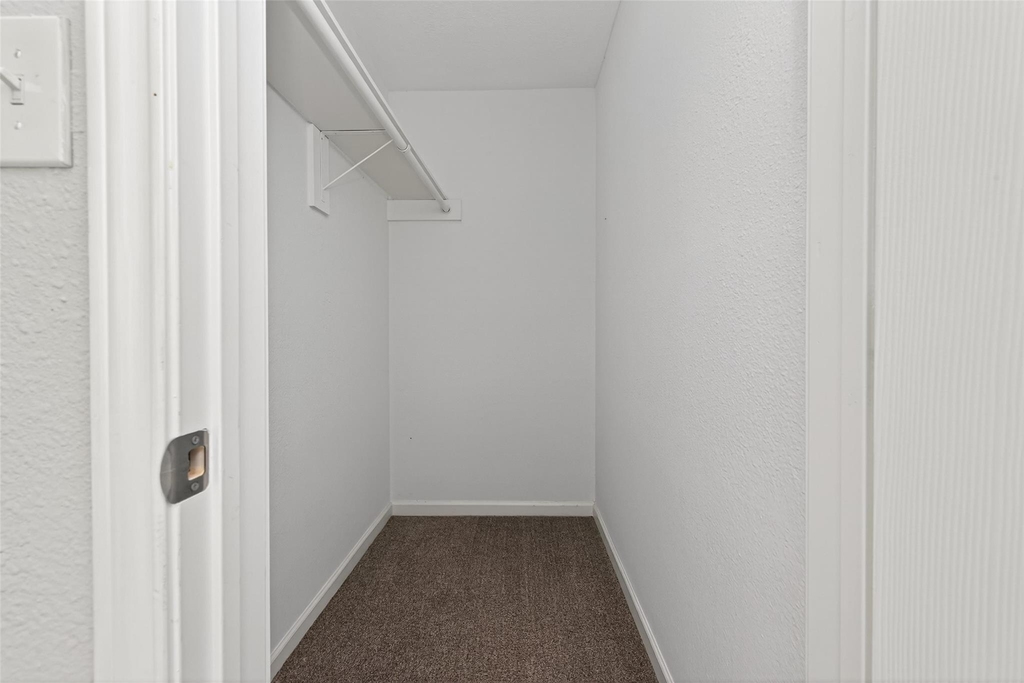 21146 Caney Drive - Photo 32