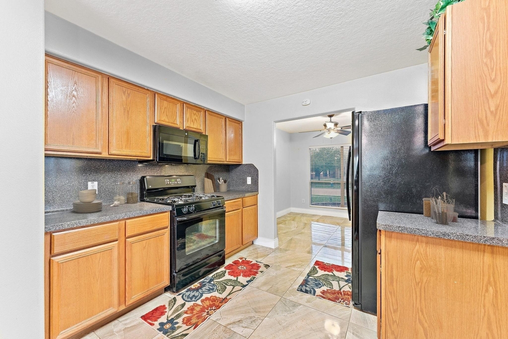 11622 Silent Elm Street - Photo 3