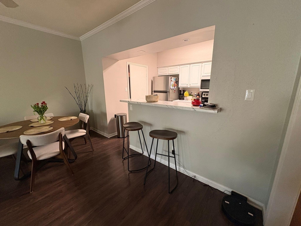 2475 Underwood Street - Photo 5