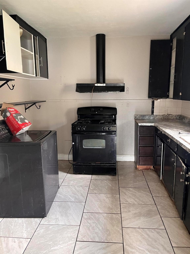 4980 Chambers Street - Photo 9