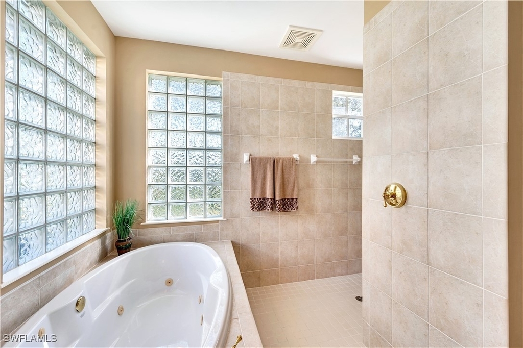 2654 Bolero Drive - Photo 10