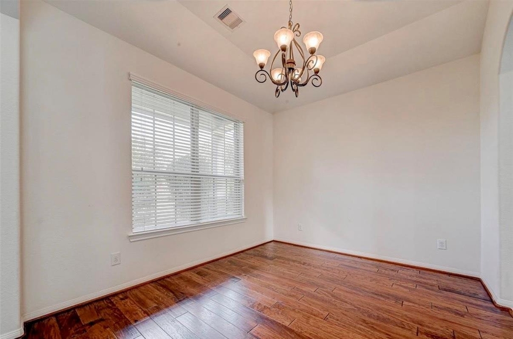 11 Sagamore Ridge Place - Photo 6
