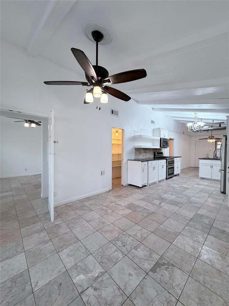 618 Sulphur Street - Photo 2