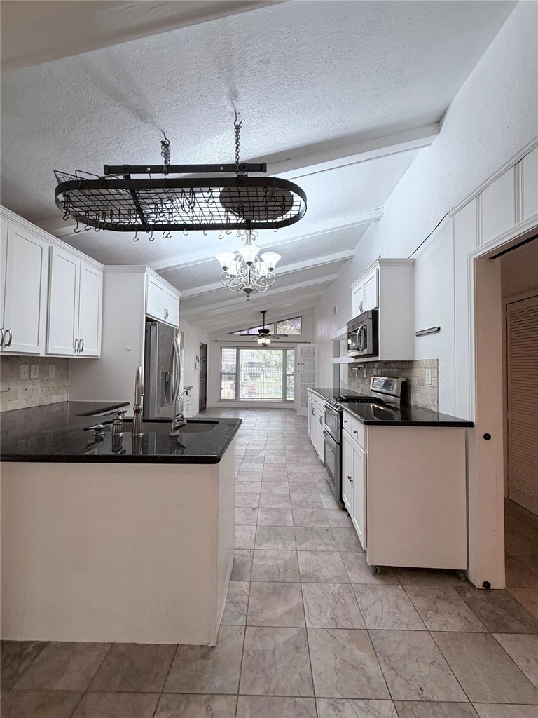 618 Sulphur Street - Photo 8