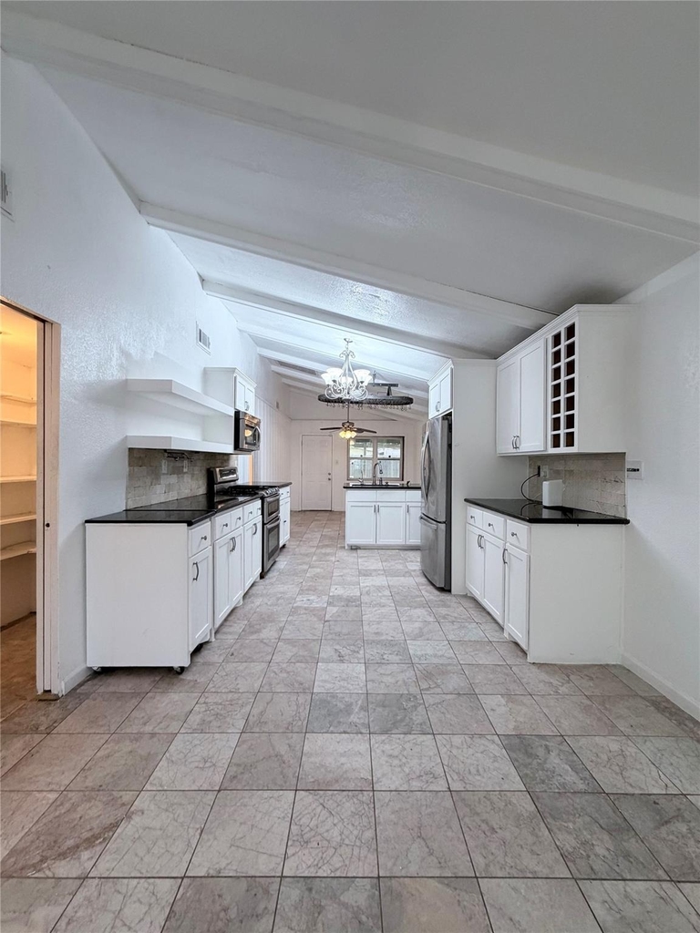 618 Sulphur Street - Photo 5