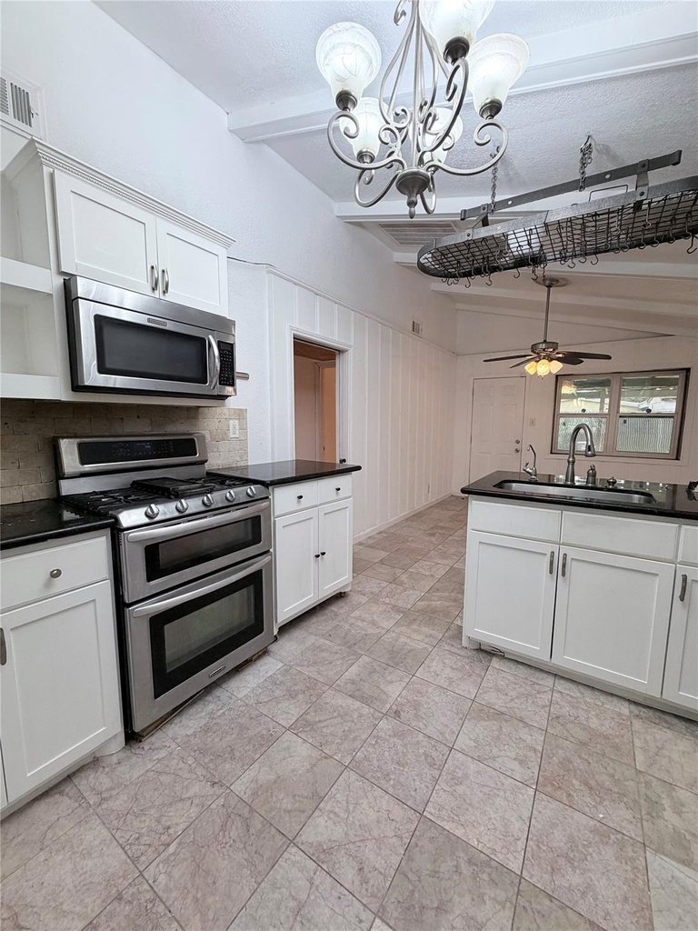 618 Sulphur Street - Photo 6