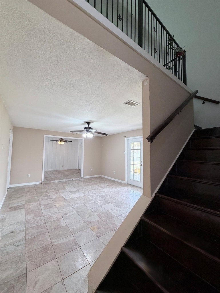 618 Sulphur Street - Photo 18
