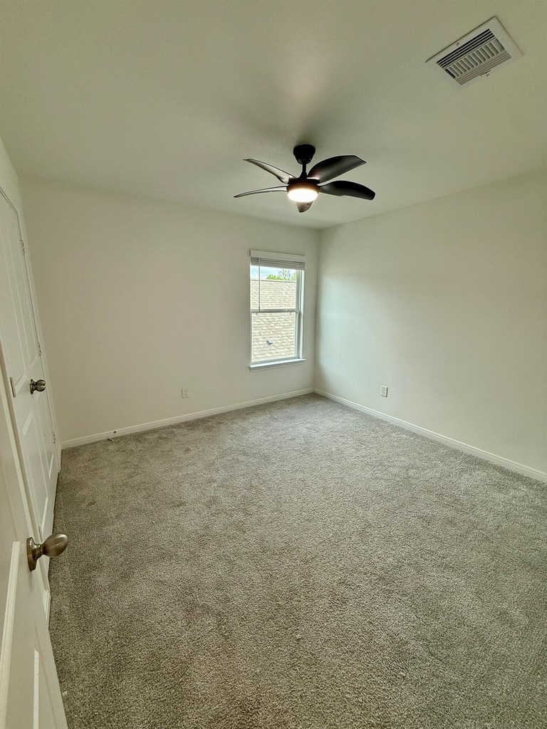 11707 Eclipse Drive - Photo 31